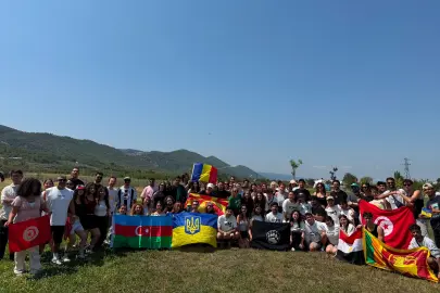 Dünyanın dört bir yanında gençler Bursa Nilüfer’de buluştu