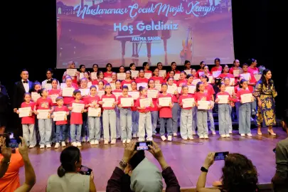 Gaziantep'te uluslararası çocuk kampı sona erdi
