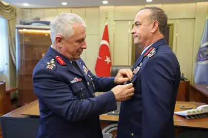 Hava Kuvvetleri Komutanlığı'nda görev değişimi