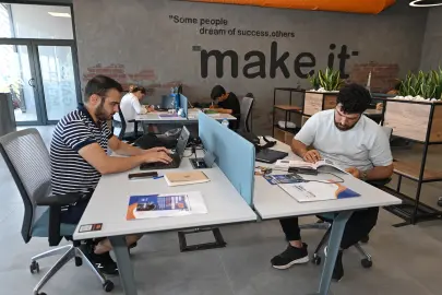 Kampüs Mersin ve Garaj Mersin gençlerle iş dünyasını buluşturuyor