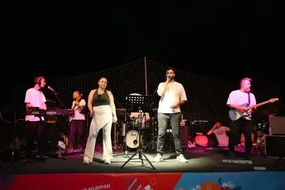 Mersin’de ‘Yaz Dostum’ konserleri coşkuya devam ediyor