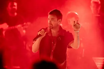 Murat Dalkılıç, hem sahnede hem formda