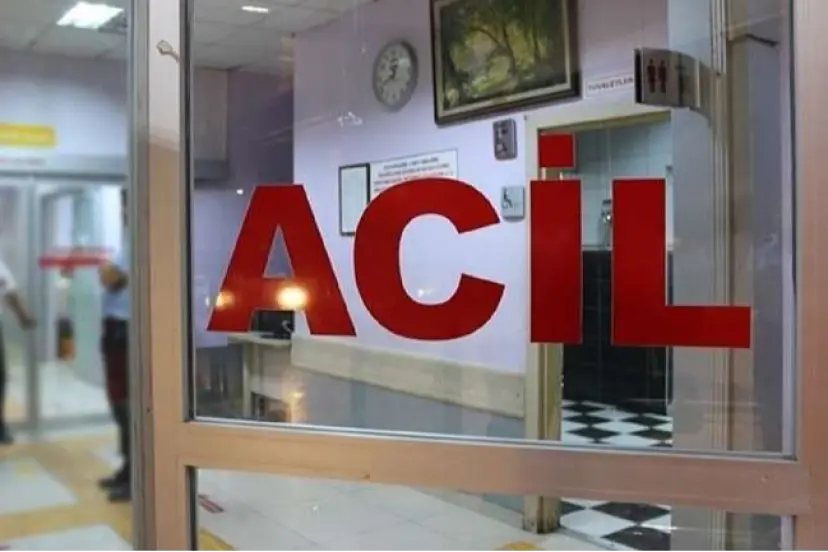 Zeytinburnu açıklarında gemide zehirlenme paniği! 4 kişi hastanede