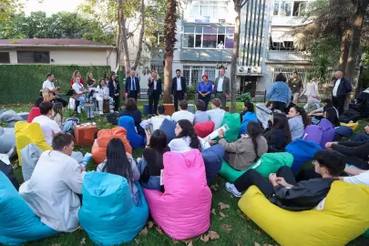 Bakırköy'de gençlerin üniversite başarısı