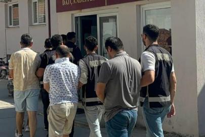 Yurt dışına kaçmaya çalışan FETÖ şüphelileri teknede yakalandı